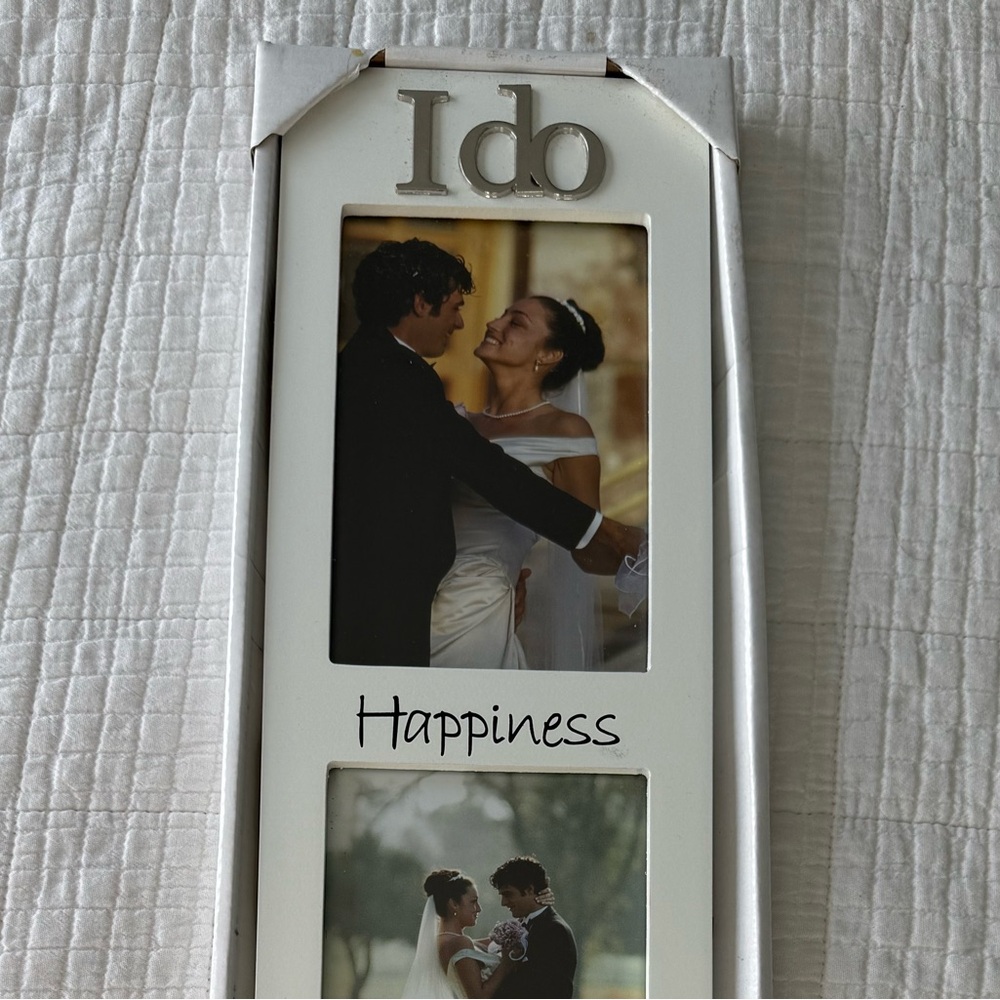 NIB Wedding 3 Photo Hanging Frame 4x6 - Picture 2 of 5